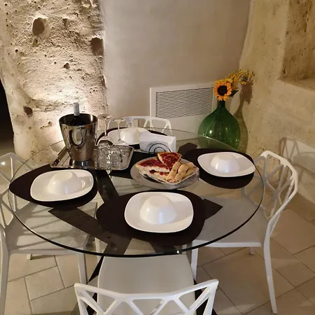 Apartman Il Nido Nella Roccia