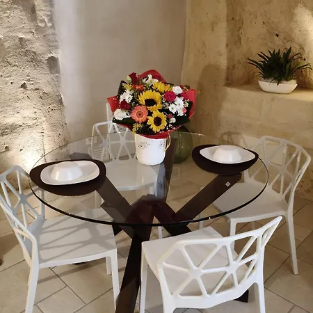 Il Nido Nella Roccia Apartman *